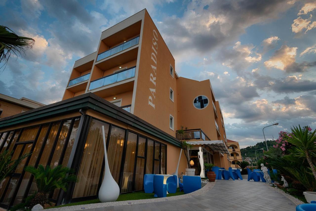 Hotel Paradiso กรอตตัมมาเร ภายนอก รูปภาพ