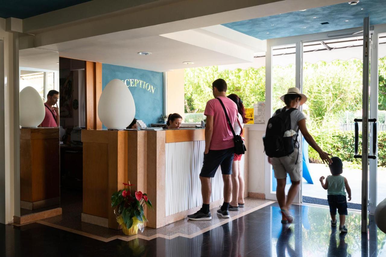 Hotel Paradiso กรอตตัมมาเร ภายนอก รูปภาพ